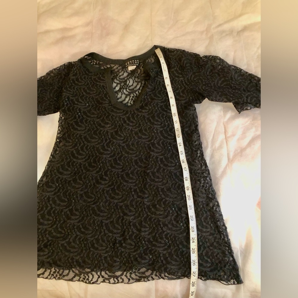 Jordan Taylor  black lacy stretch swimsuit coverup